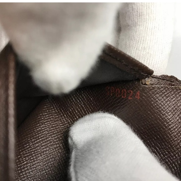 SOLD Authentic Louis Vuitton Damier Porto Torre - Picture 7 of 10